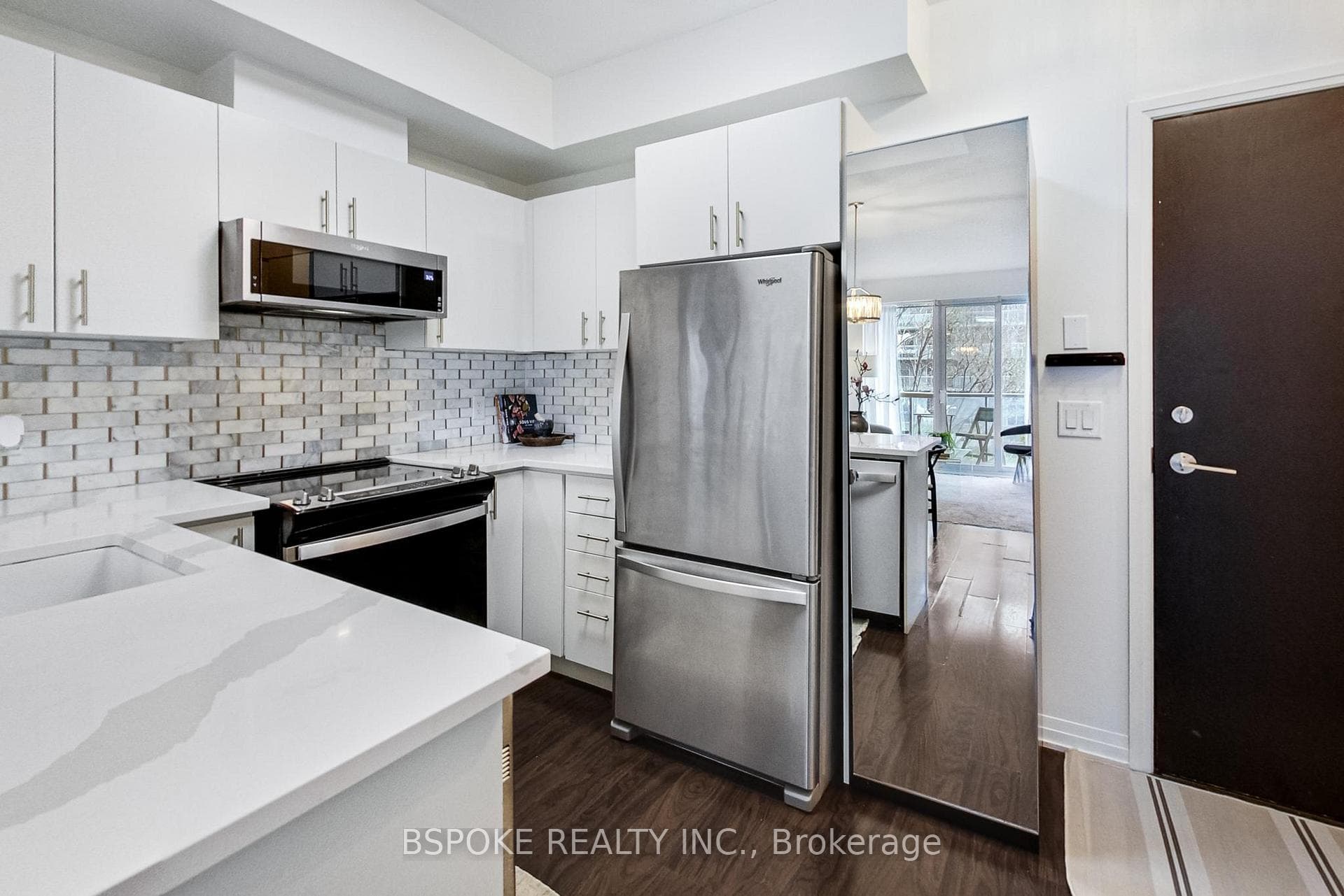 25 Cole Street Unit 425 photo 4