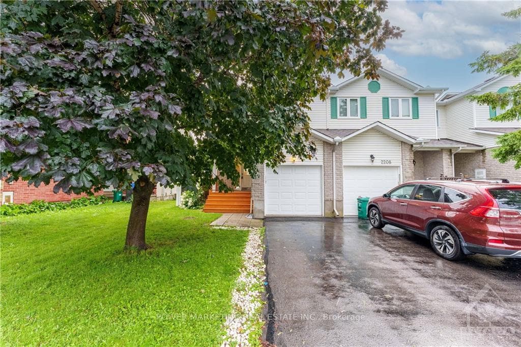 2210 SATURN Crescent photo 1