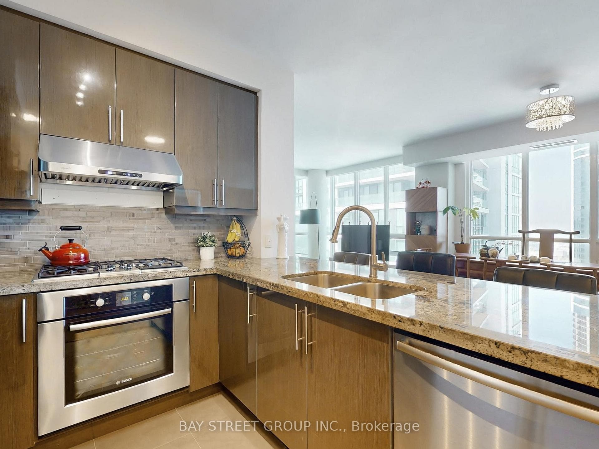 33 BAY Street Unit 4803 photo 5