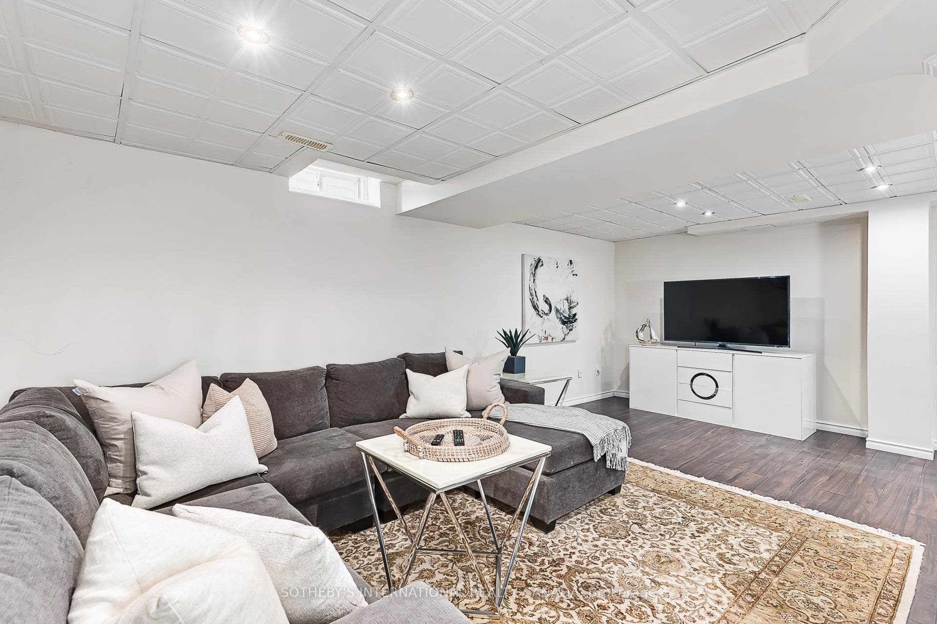 9 Waterpond Place photo 23