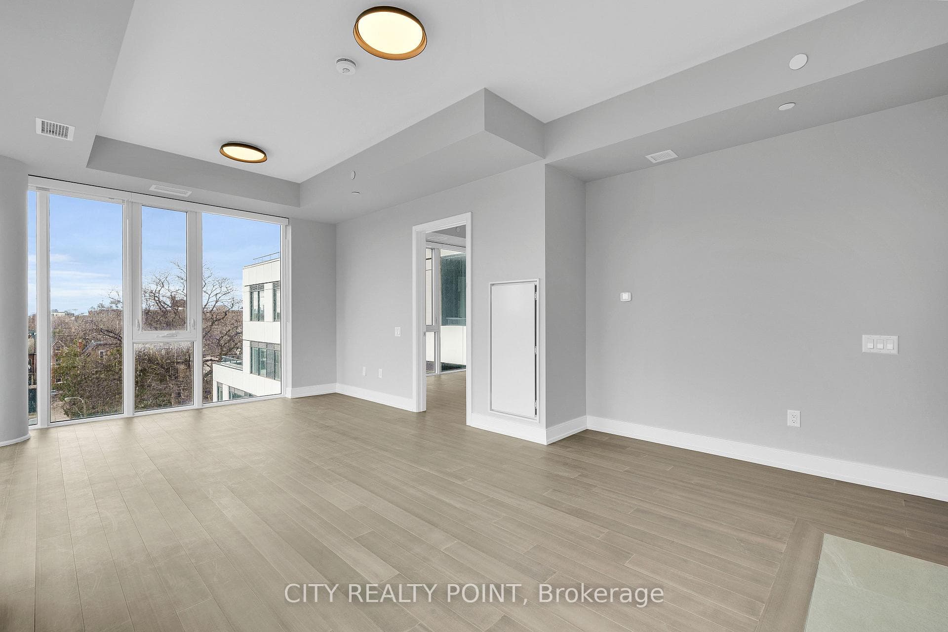 664 Spadina Avenue Unit 502 photo 5