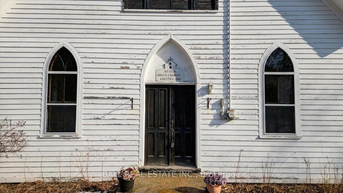 787 St. Ola Road photo 3