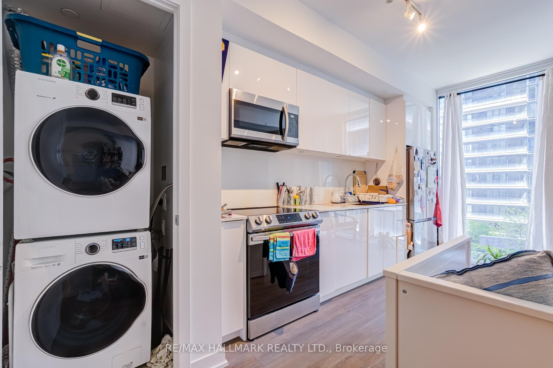357 King Street Unit 906 photo 10