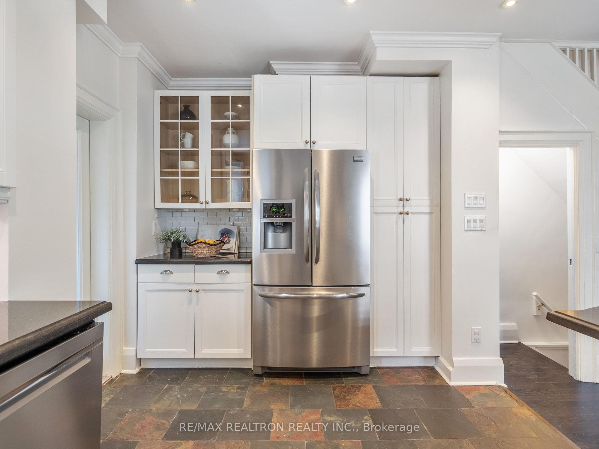 129 Glenforest Road photo 15