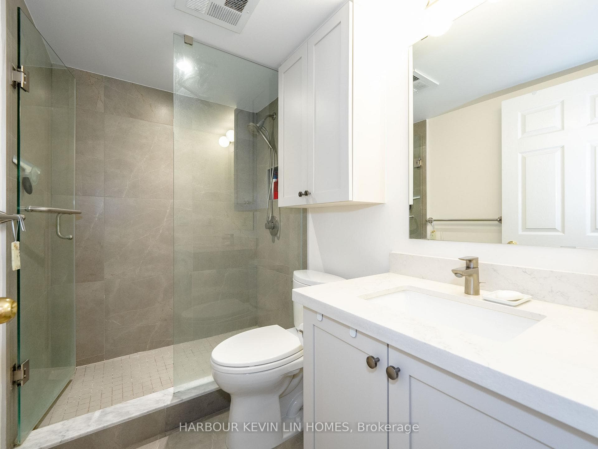 18 Parkview Avenue Unit 1111 photo 12