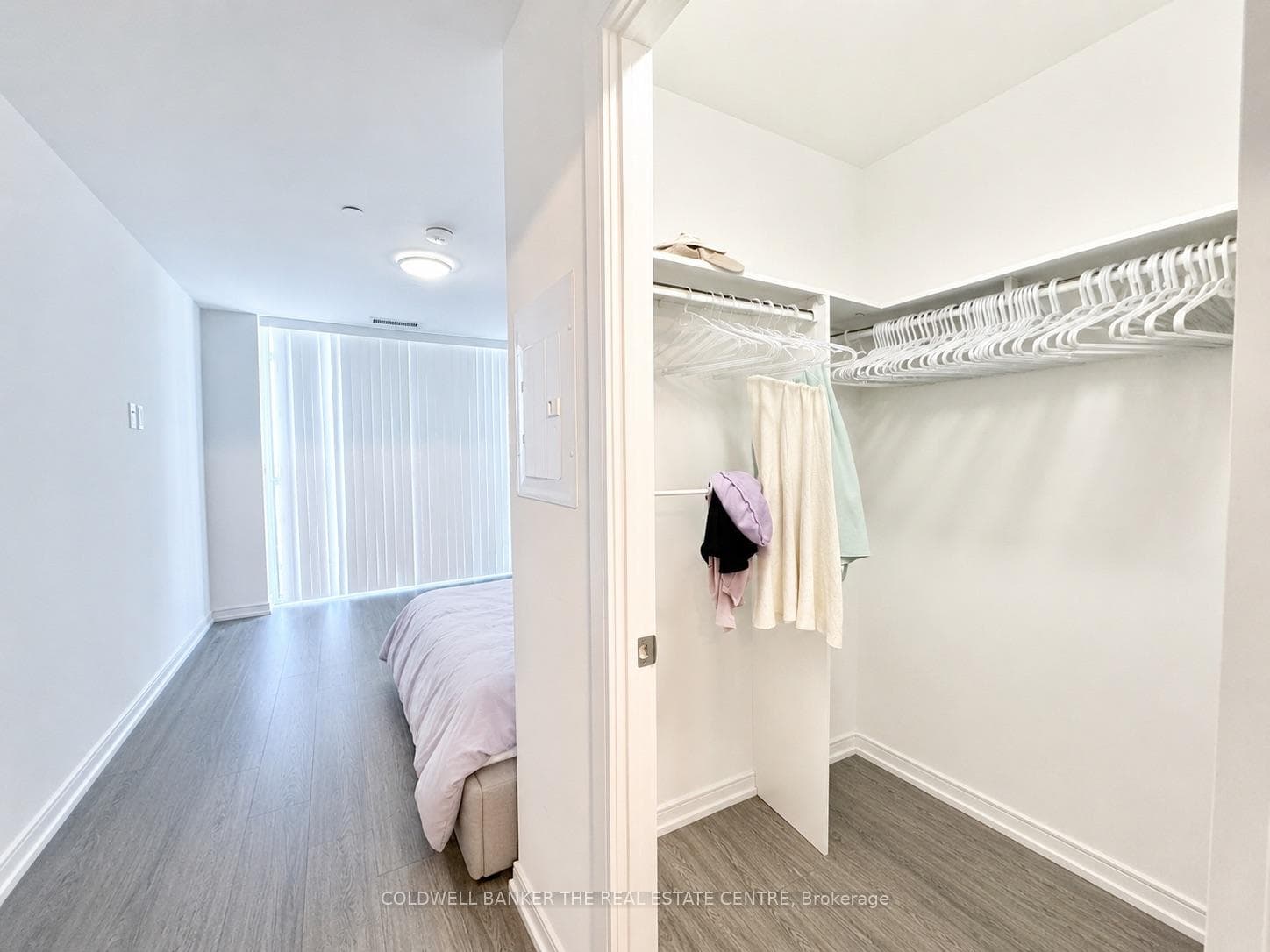 225 Village Green Square Unit 2106 photo 9