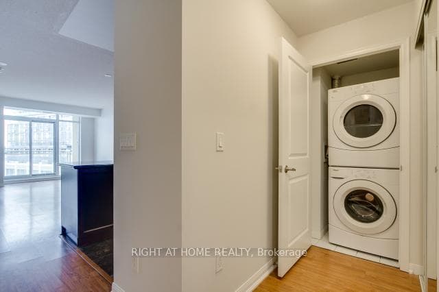 21 Grand Magazine Street Unit 1102 photo 23