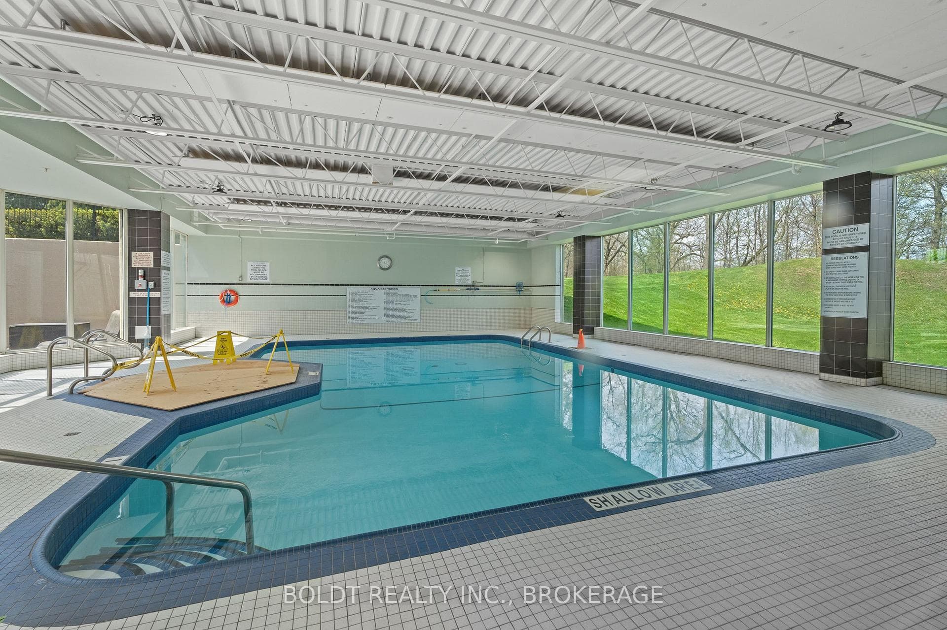 Heated pool