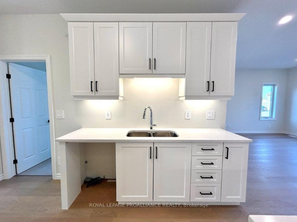 37 Athabaska Drive photo 11