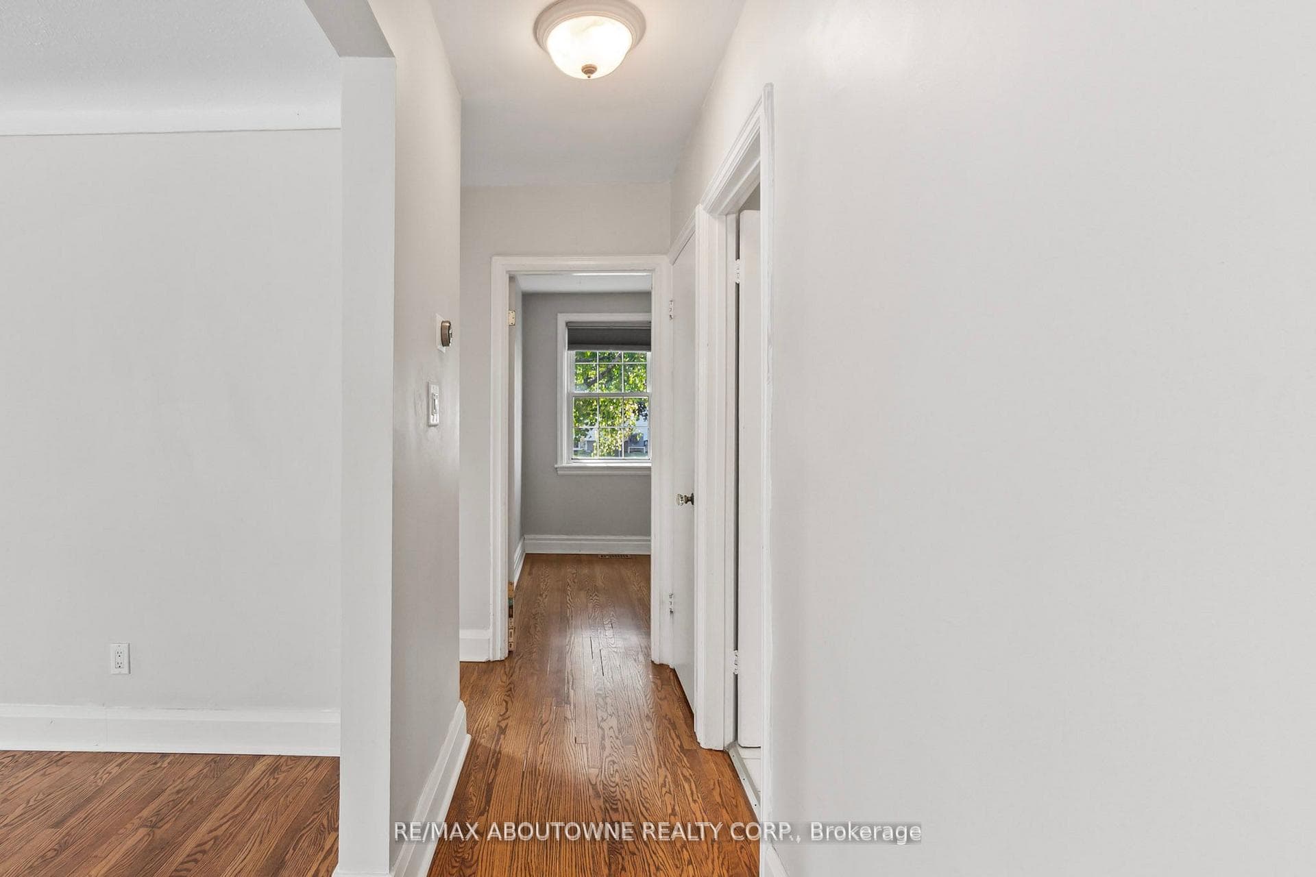 136 Brantdale Avenue photo 15