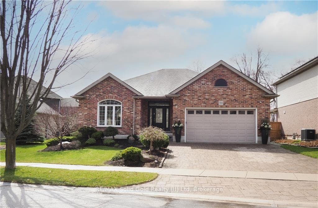583 Lakeview Drive photo 1