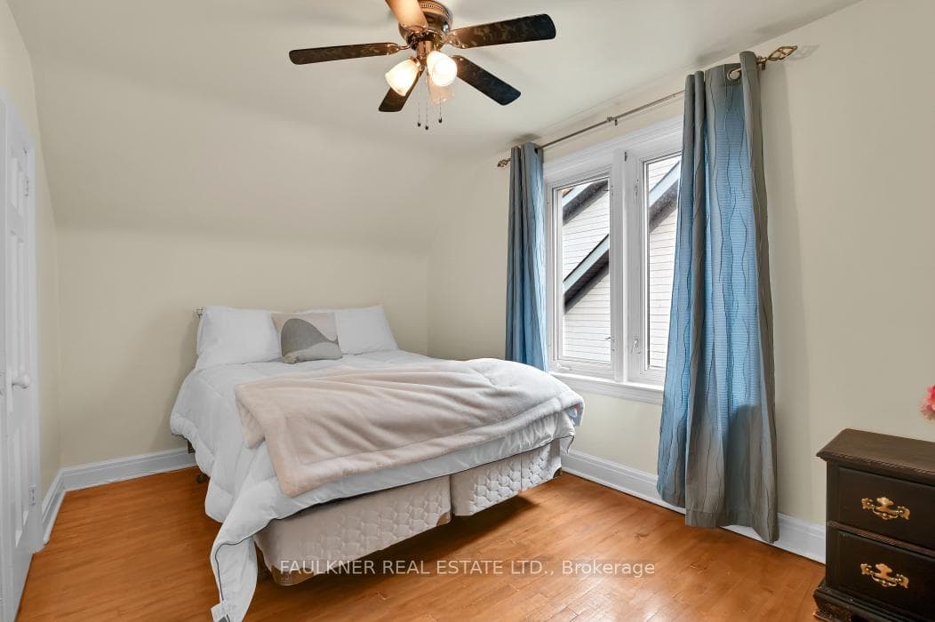 38 Clegg Street photo 14