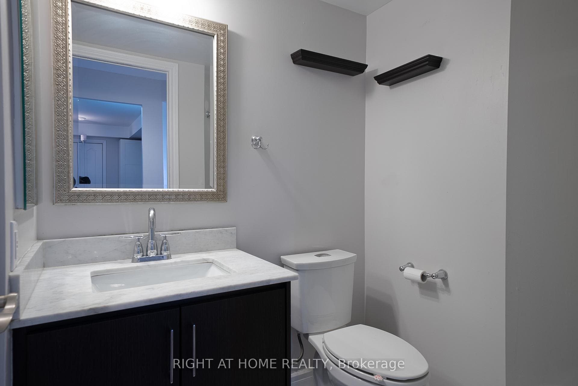 115 Omni Drive Unit 709 photo 20