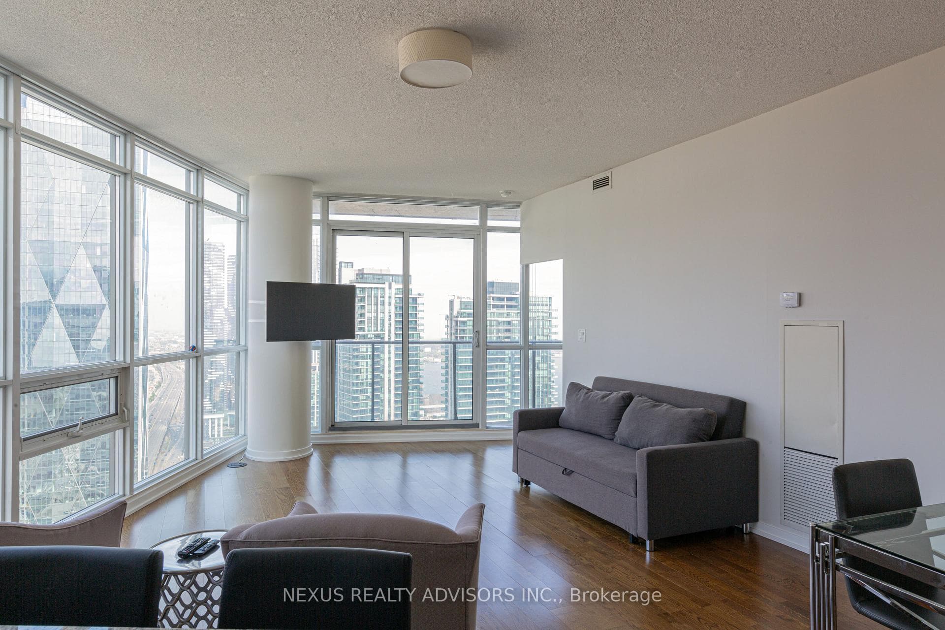 65 Bremner Boulevard Unit 4708 photo 11