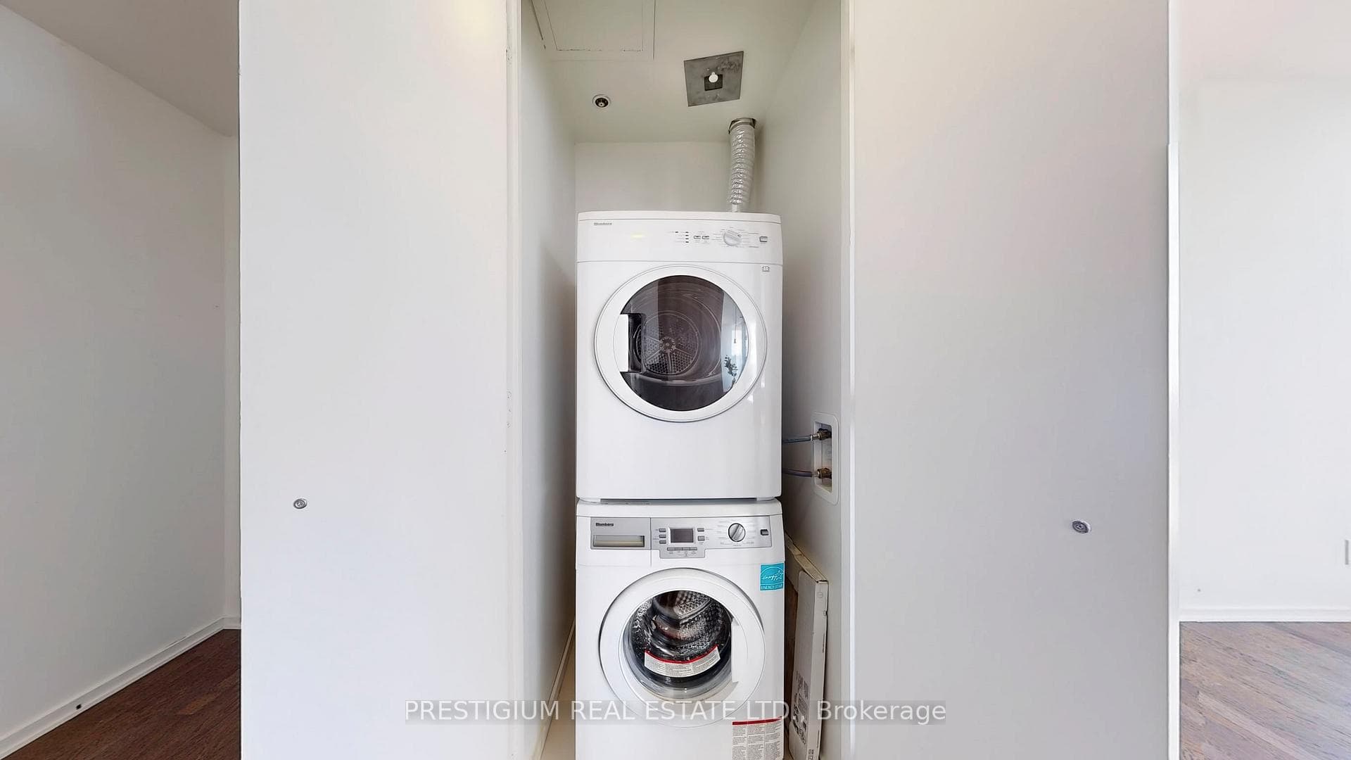 1 Bloor Street Unit 4204 photo 29