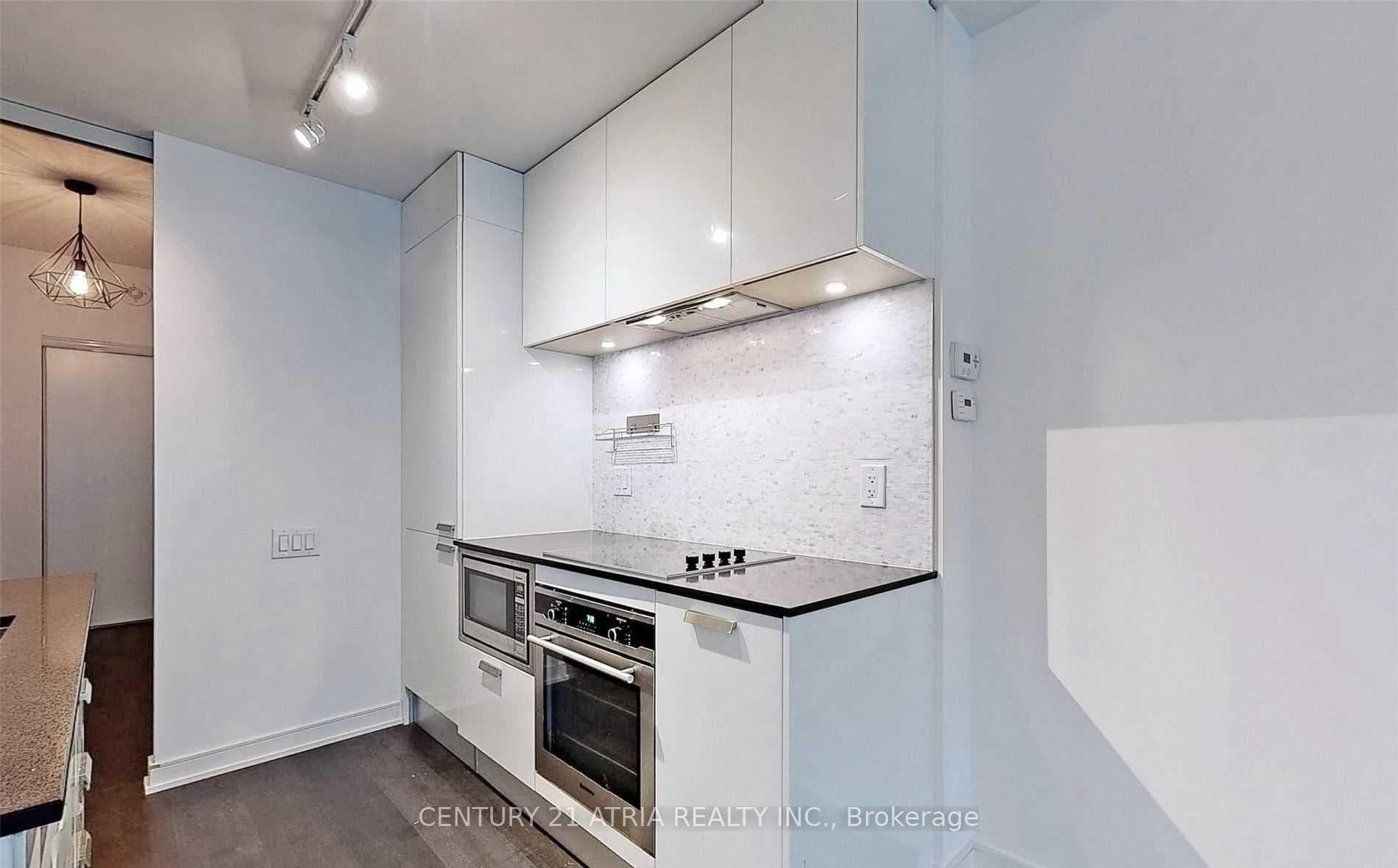 57 St Joseph Street Unit 303 photo 15