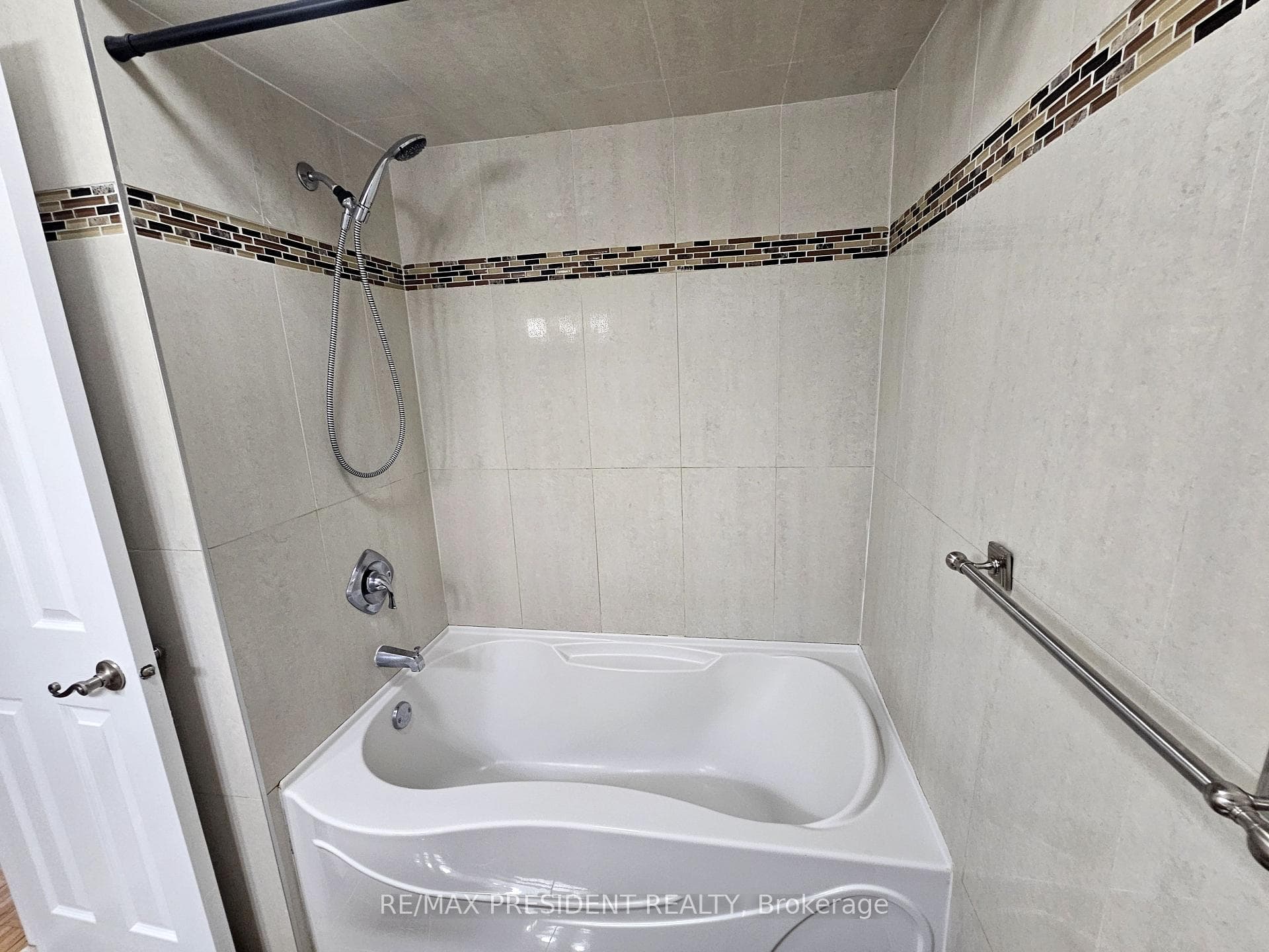 Soaker Tub