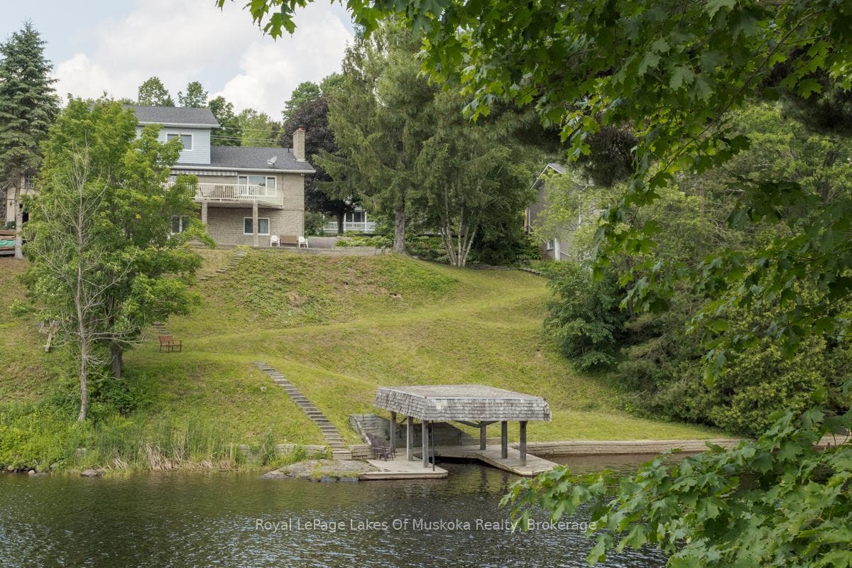 110 Dill Street photo 6