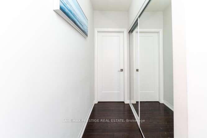 1204 Main Street Unit 101 photo 12