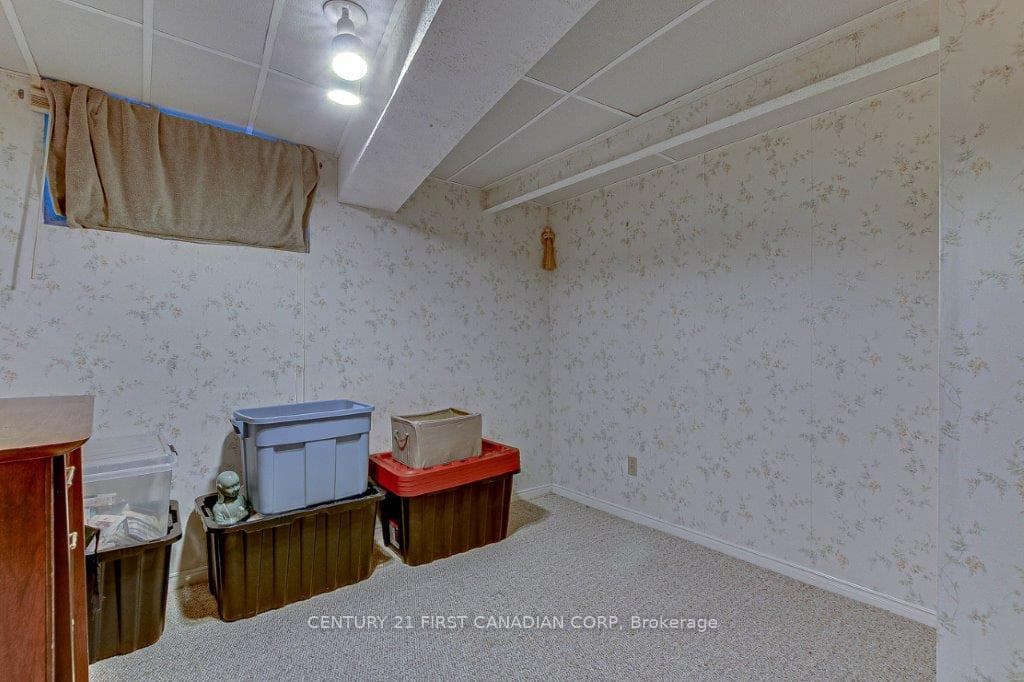 496 Sherene Terrace photo 21