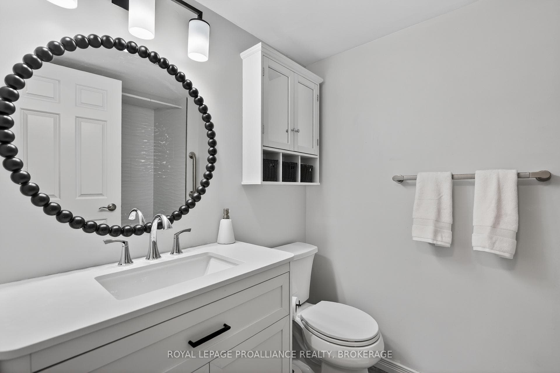 257 Bath Road Unit 401 photo 29