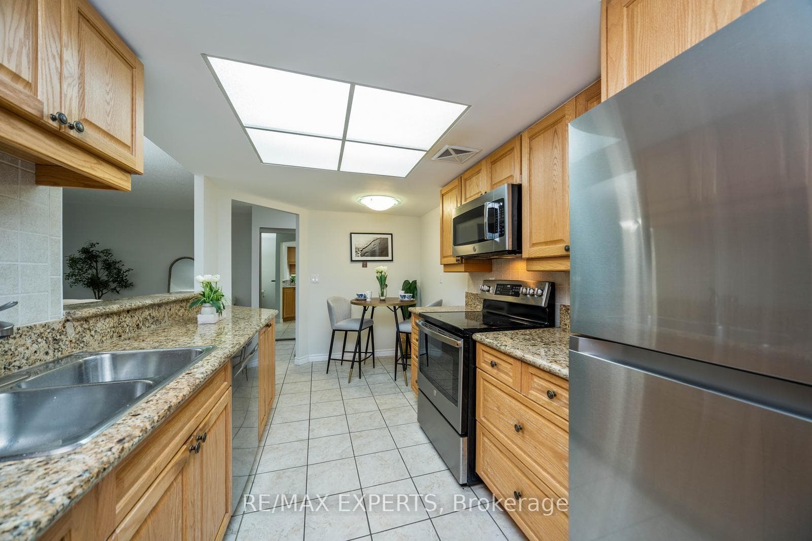 100 Observatory Lane Unit 601 photo 8