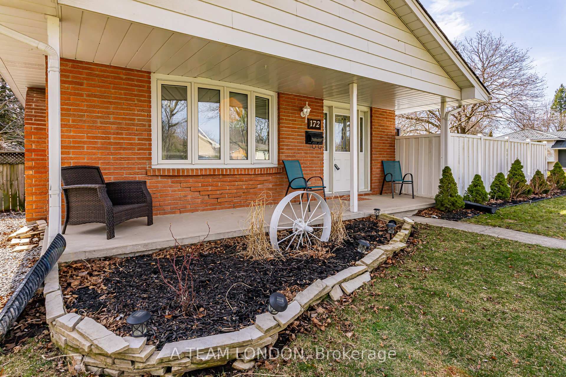 172 Wakefield Crescent photo 11