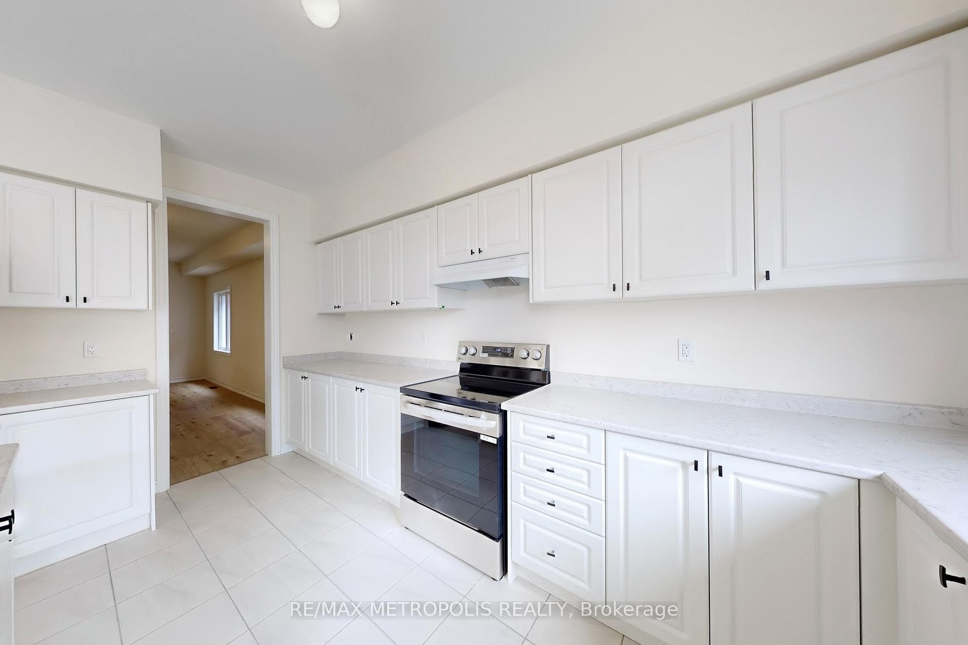 167 Hawkins Street photo 13