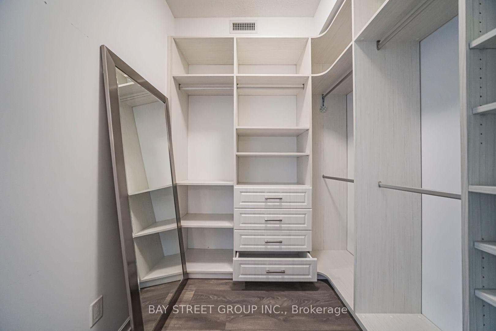 56 Forest Manor Road Unit 1205 photo 16