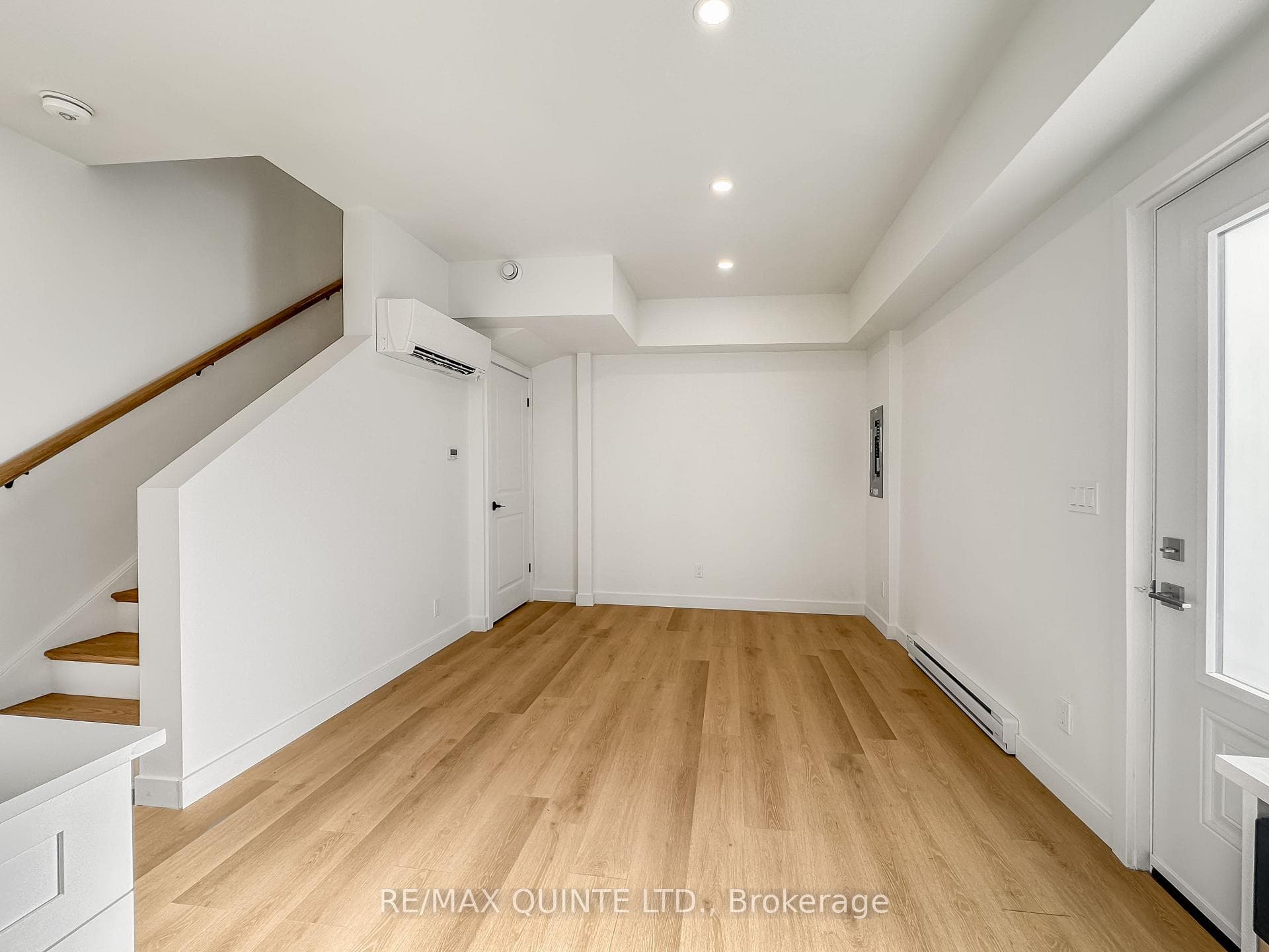 256 Coleman Street photo 19