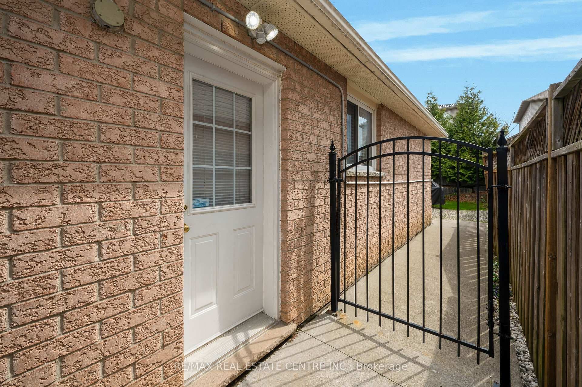 26 Phillipo Drive photo 2