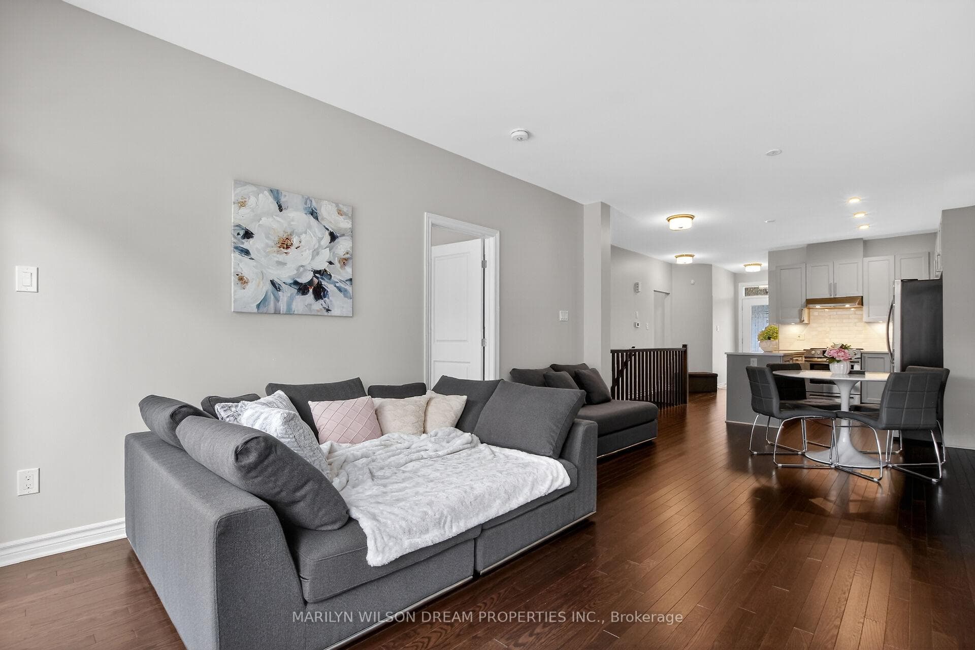 203 Maygrass Way photo 13