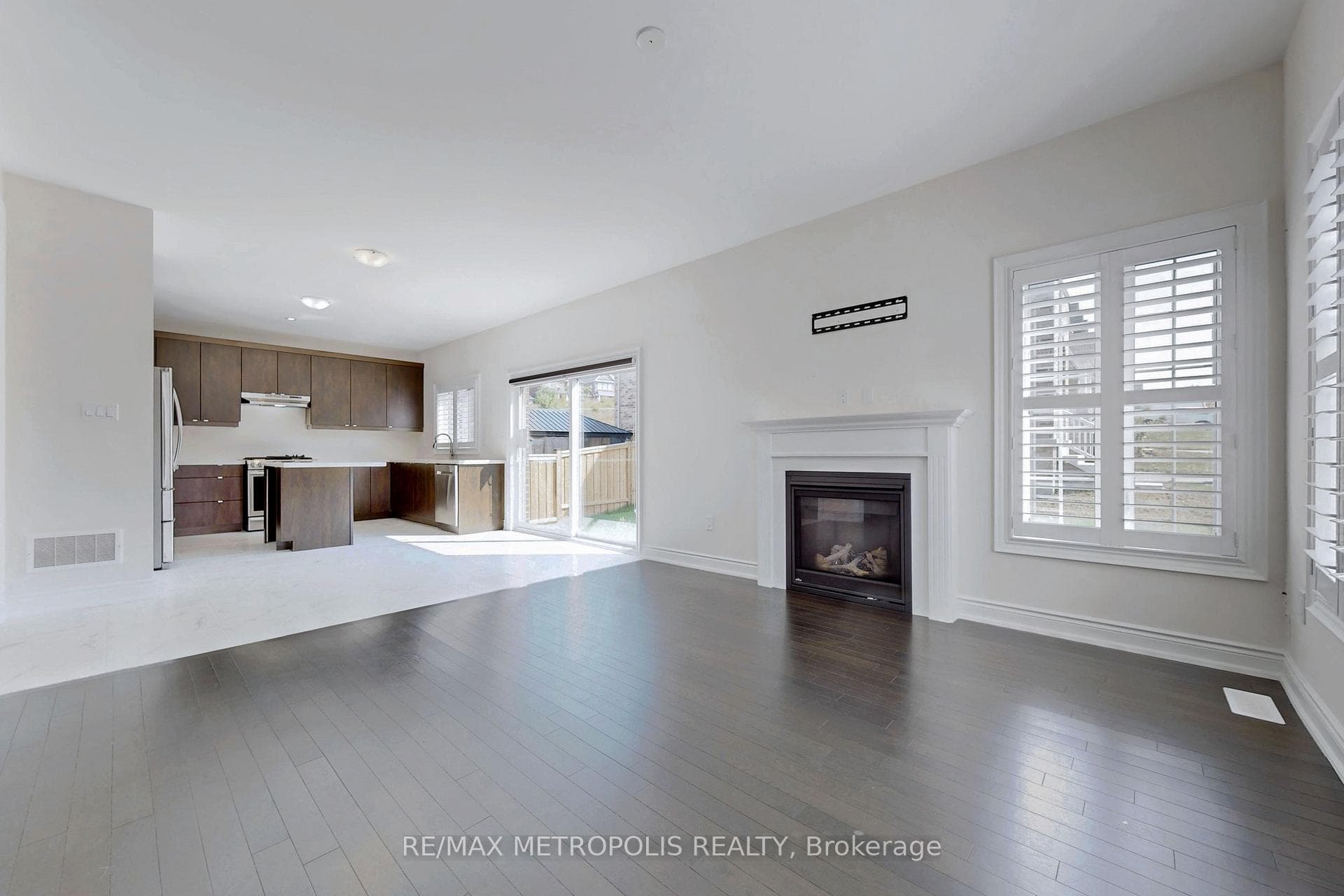 156 Muirfield Drive photo 5