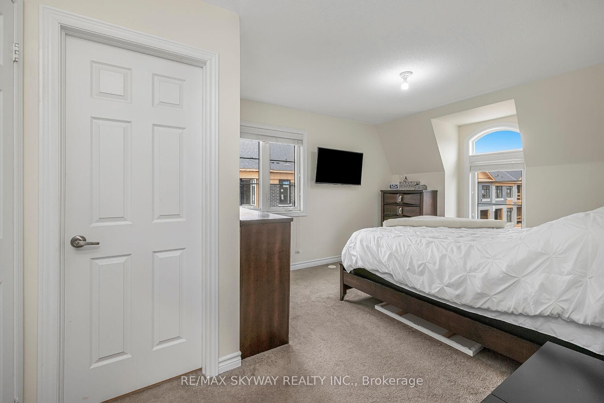 200 Veterans Drive Unit 10 photo 16