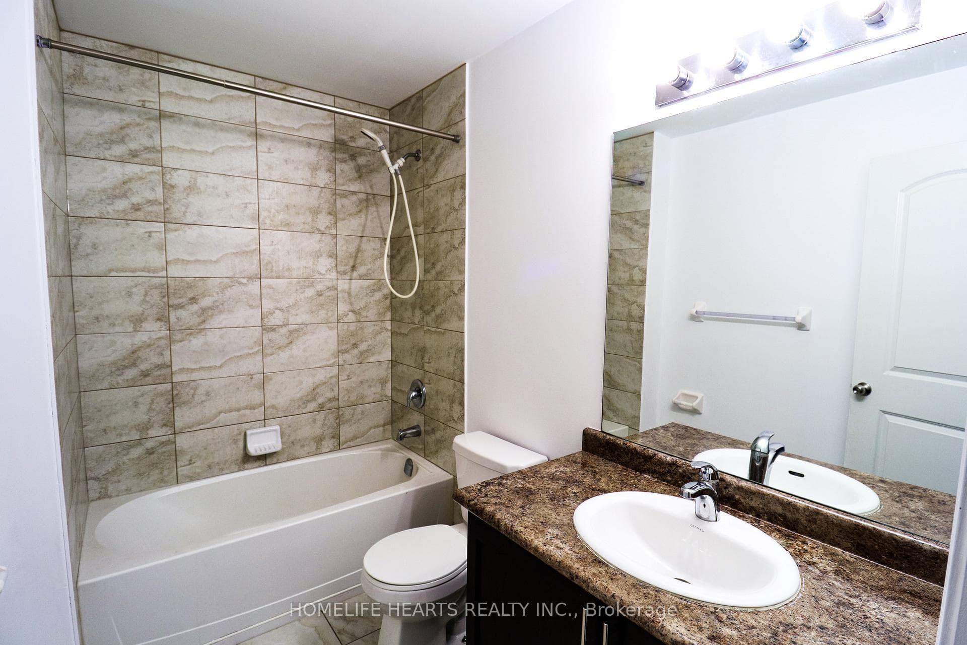 67 Wyndham Circle photo 13