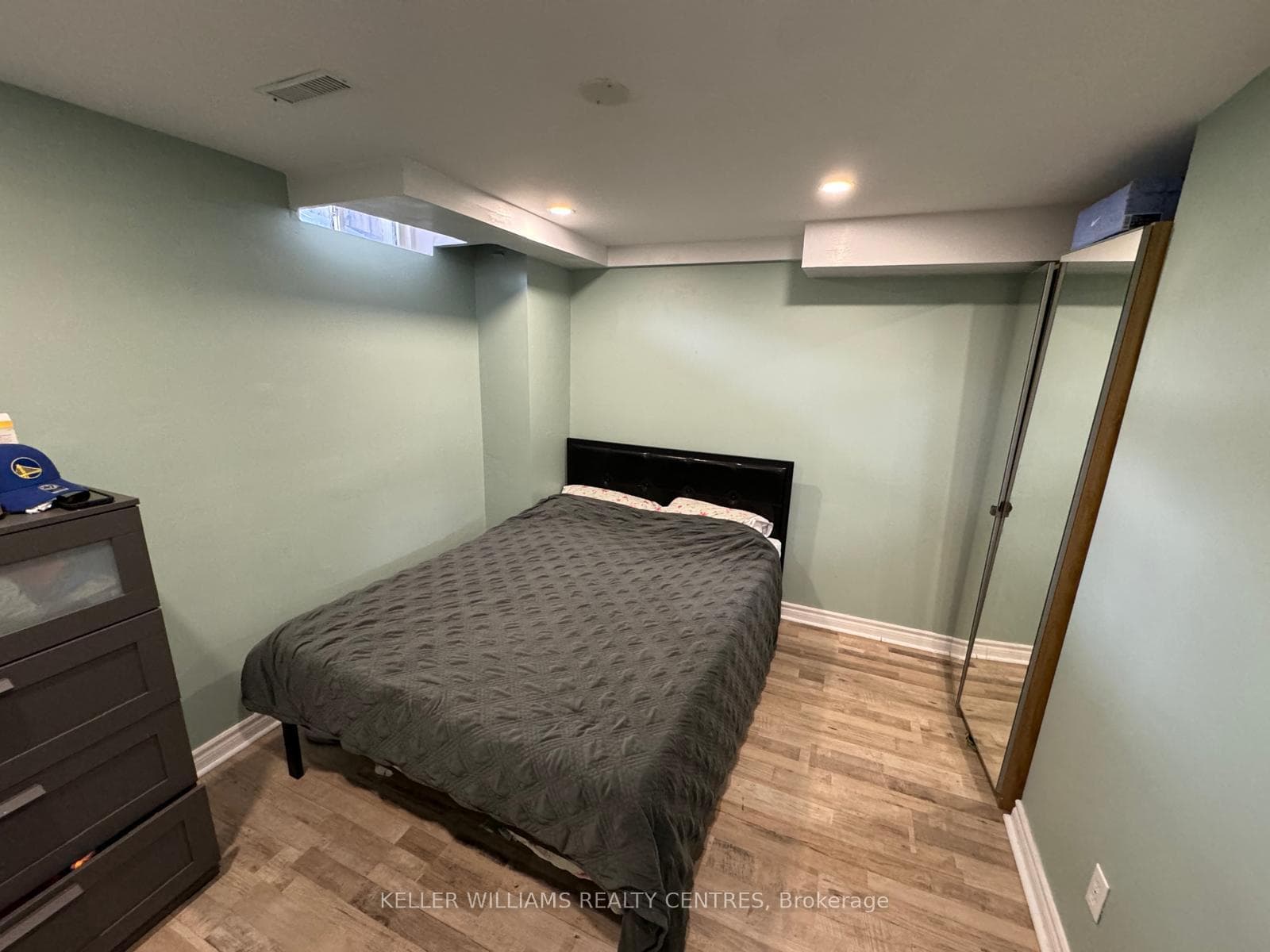 34 Haverhill Crescent photo 7
