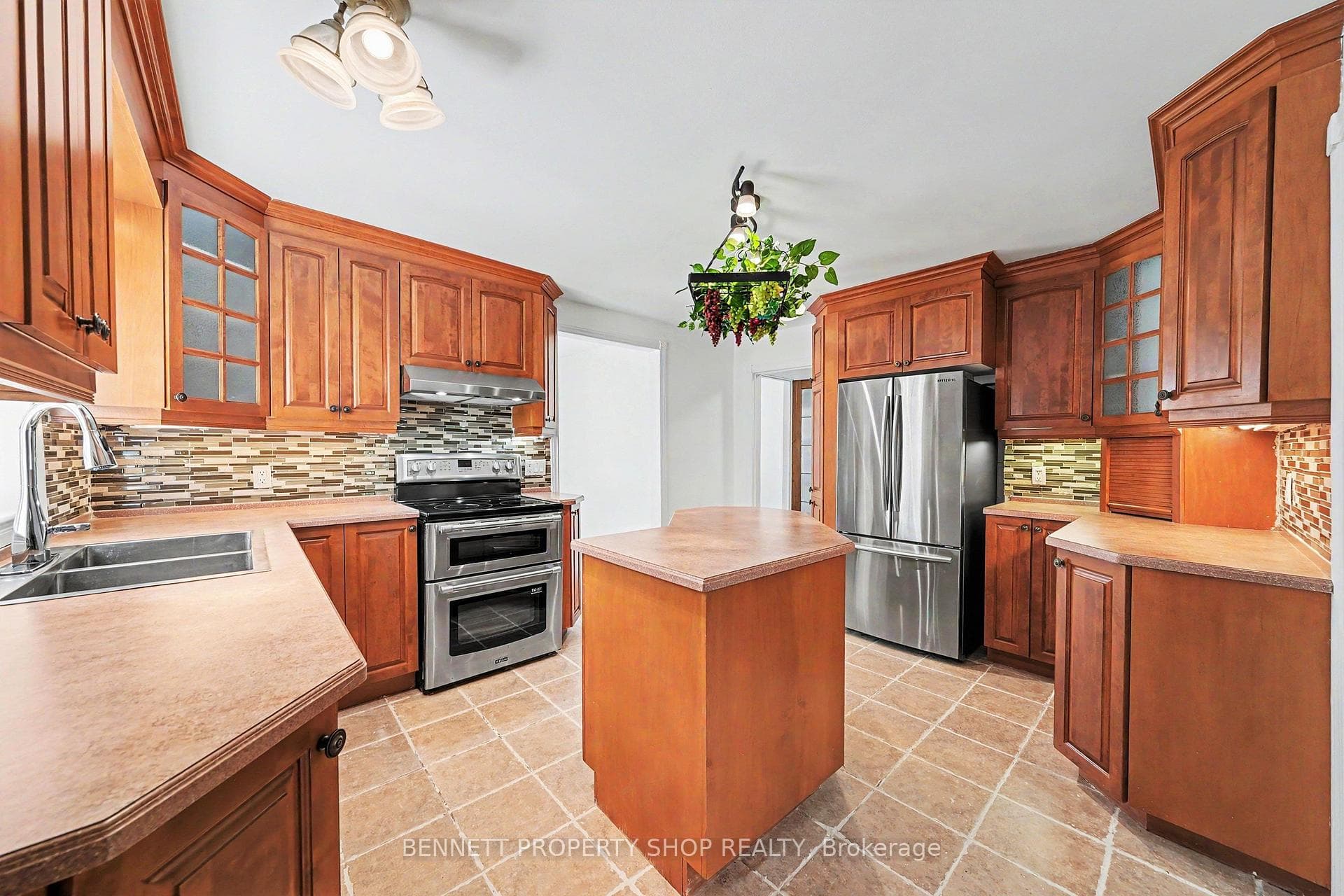 5410 Old Richmond Road photo 6