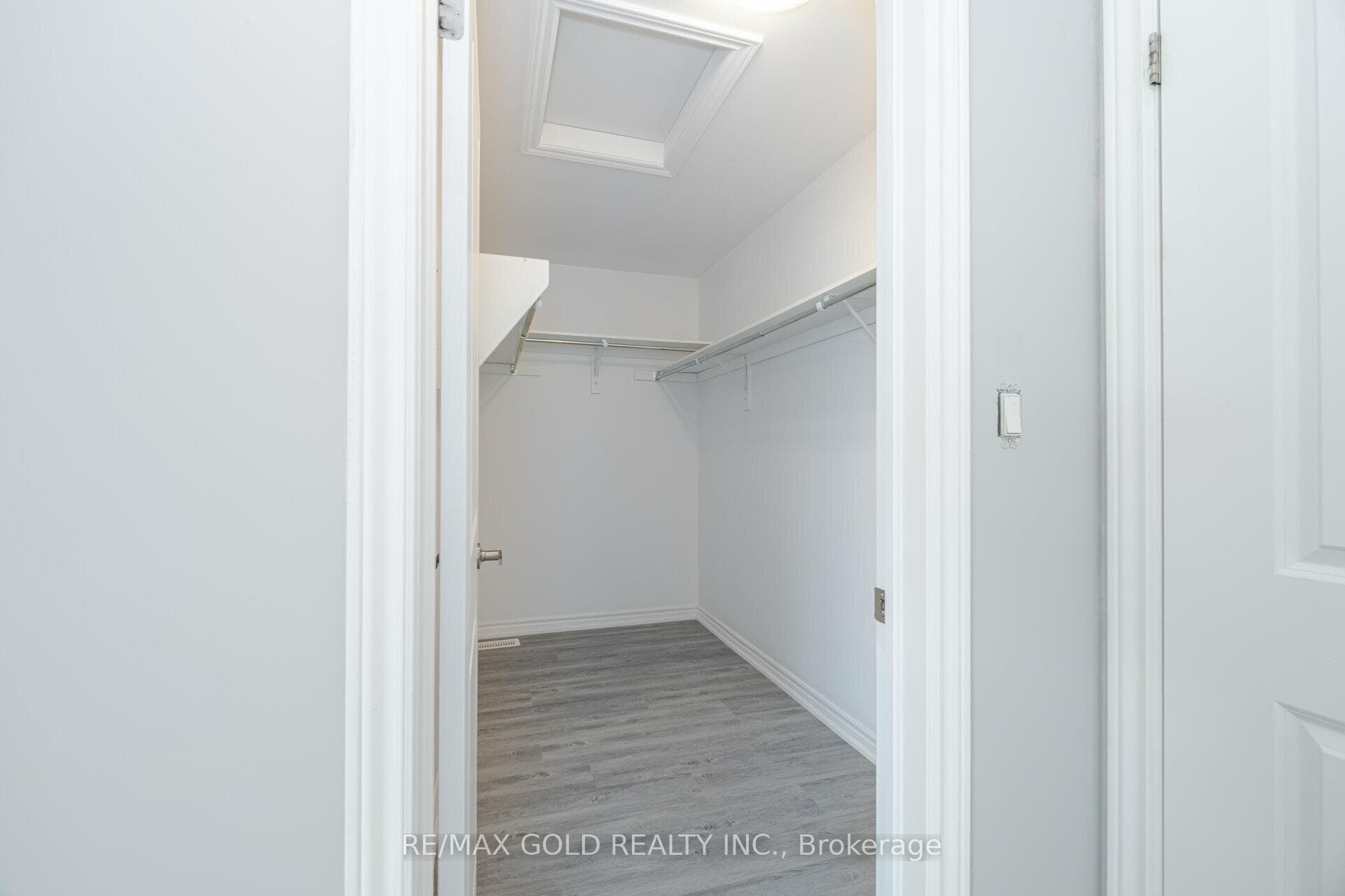 84 McCabe Avenue photo 27