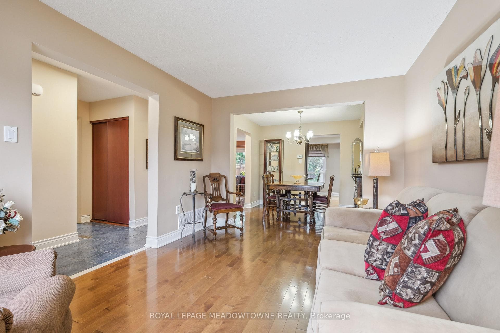 2693 Quill Crescent photo 24