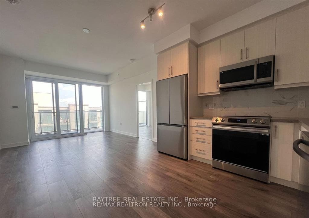 105 Oneida Crescent Unit 1107 photo 1