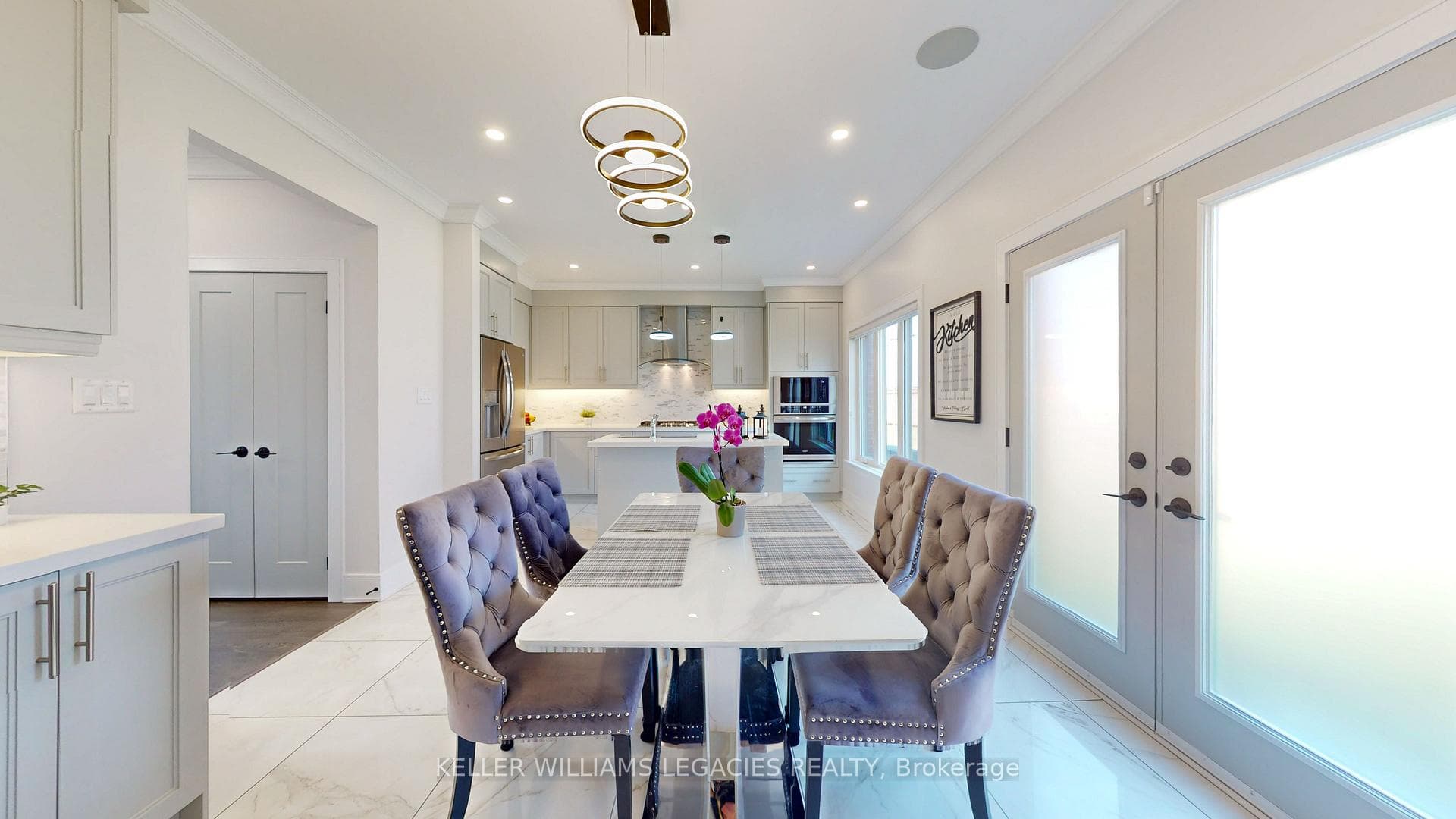 54 Ridgeview Court photo 5