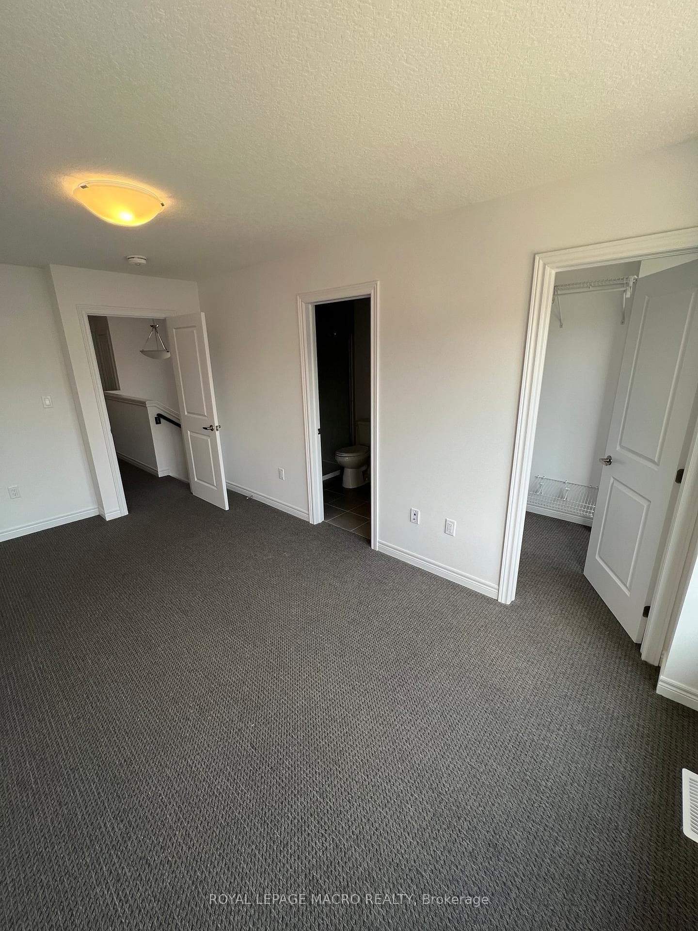 120 Court Drive Unit 33 photo 6