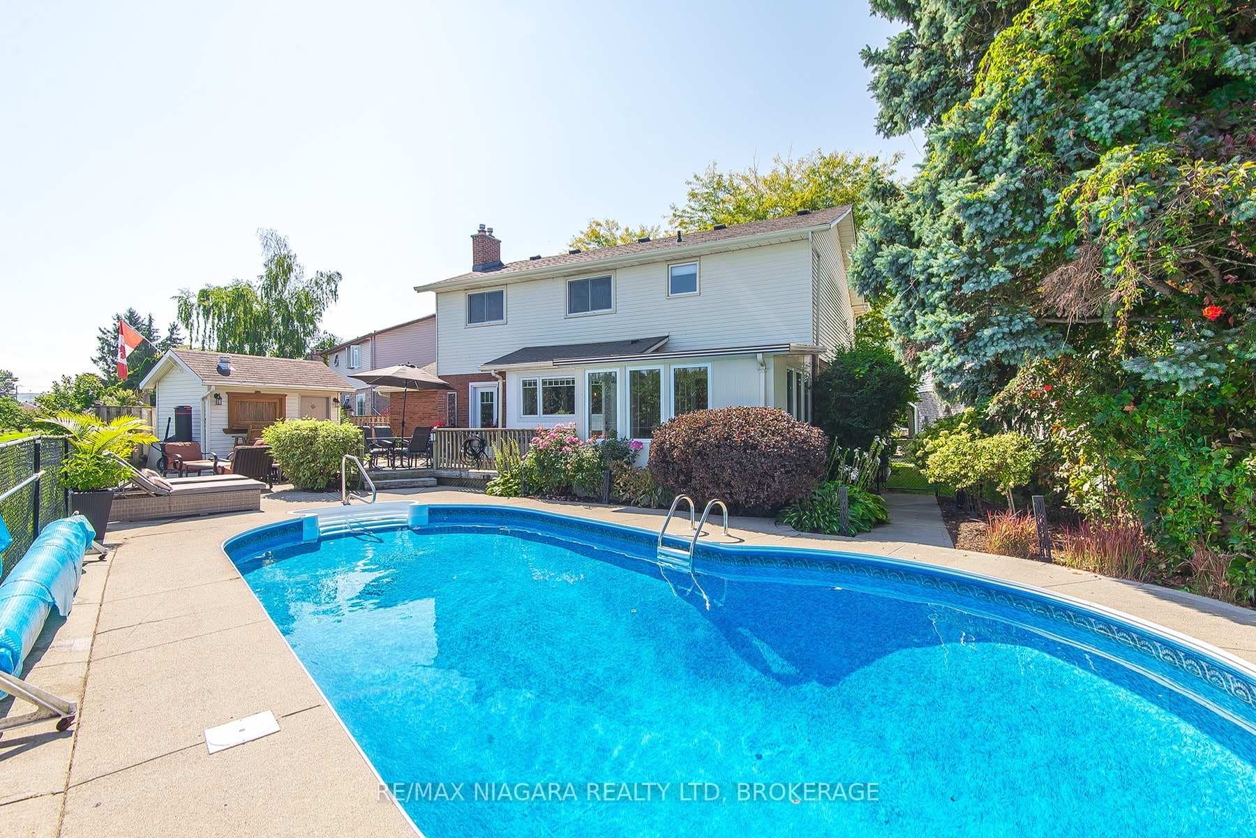 38 Banburry Crescent photo 3