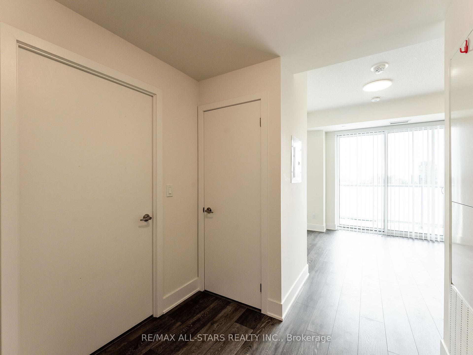 188 Fairview Mall Drive Unit 1512 photo 10