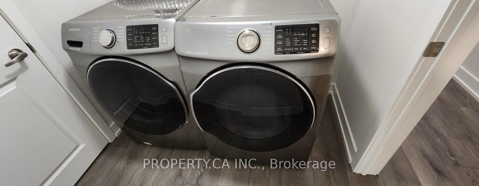 400 Finch Avenue Unit 13 photo 5