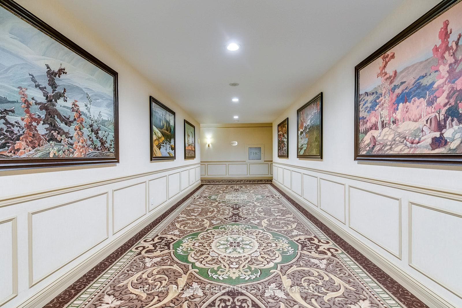 25 Kingsbridge Garden Circle Unit 1127 photo 9