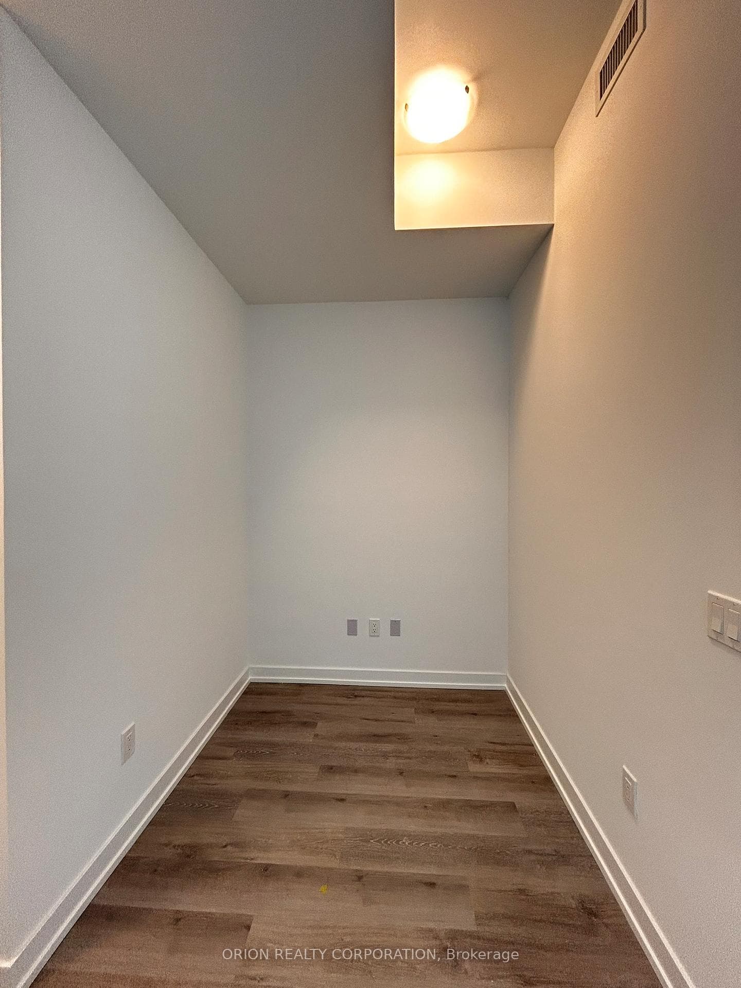 1435 Celebration Drive Unit 2905 photo 9