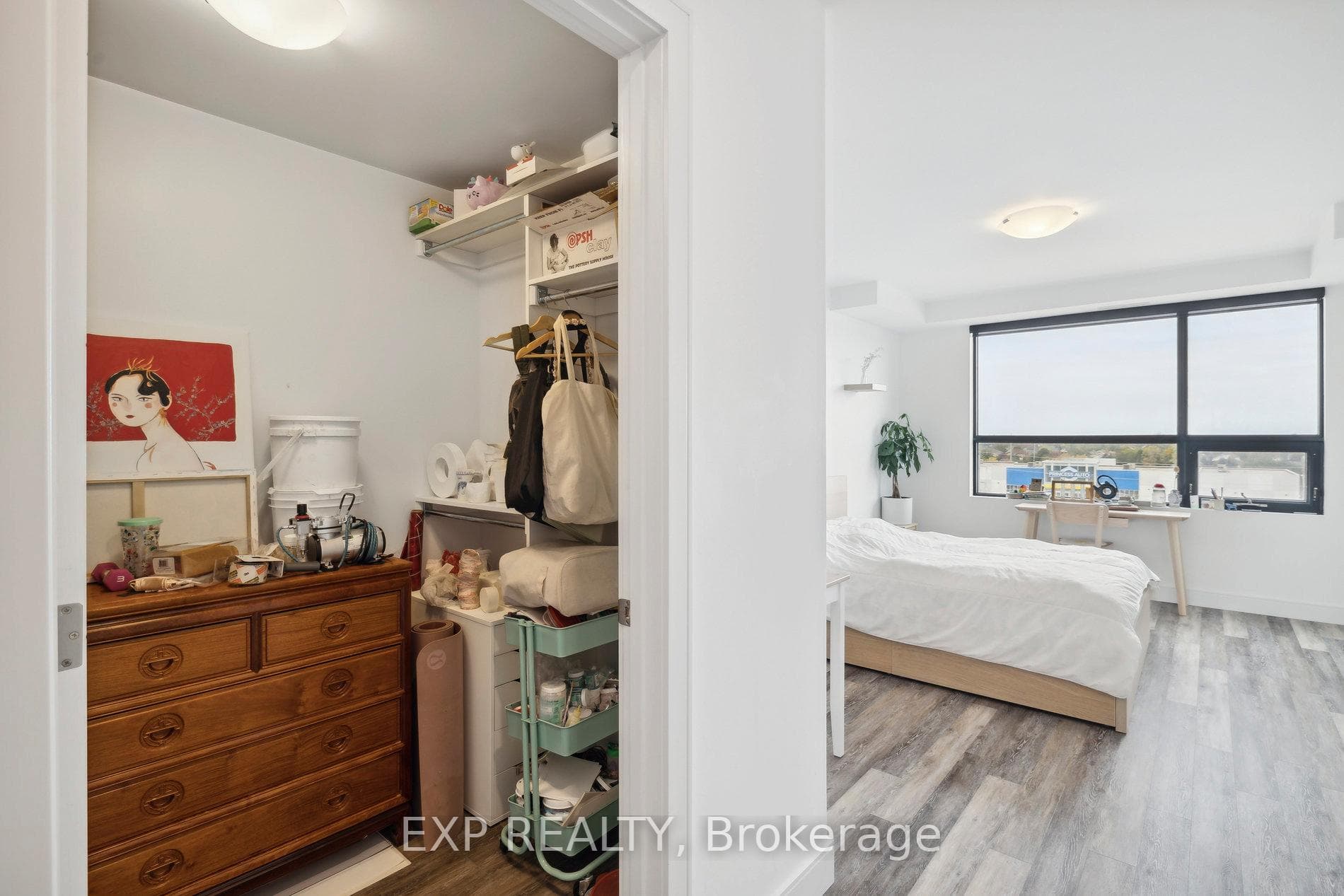 300G Fourth Avenue photo 21