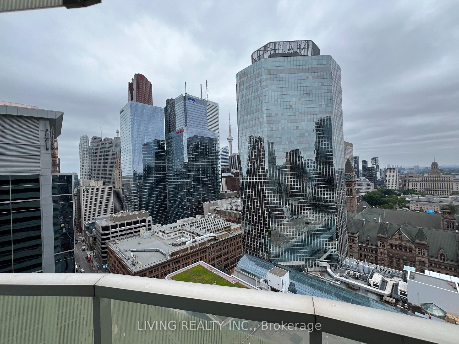 197 Yonge Street Unit 2209 photo 30
