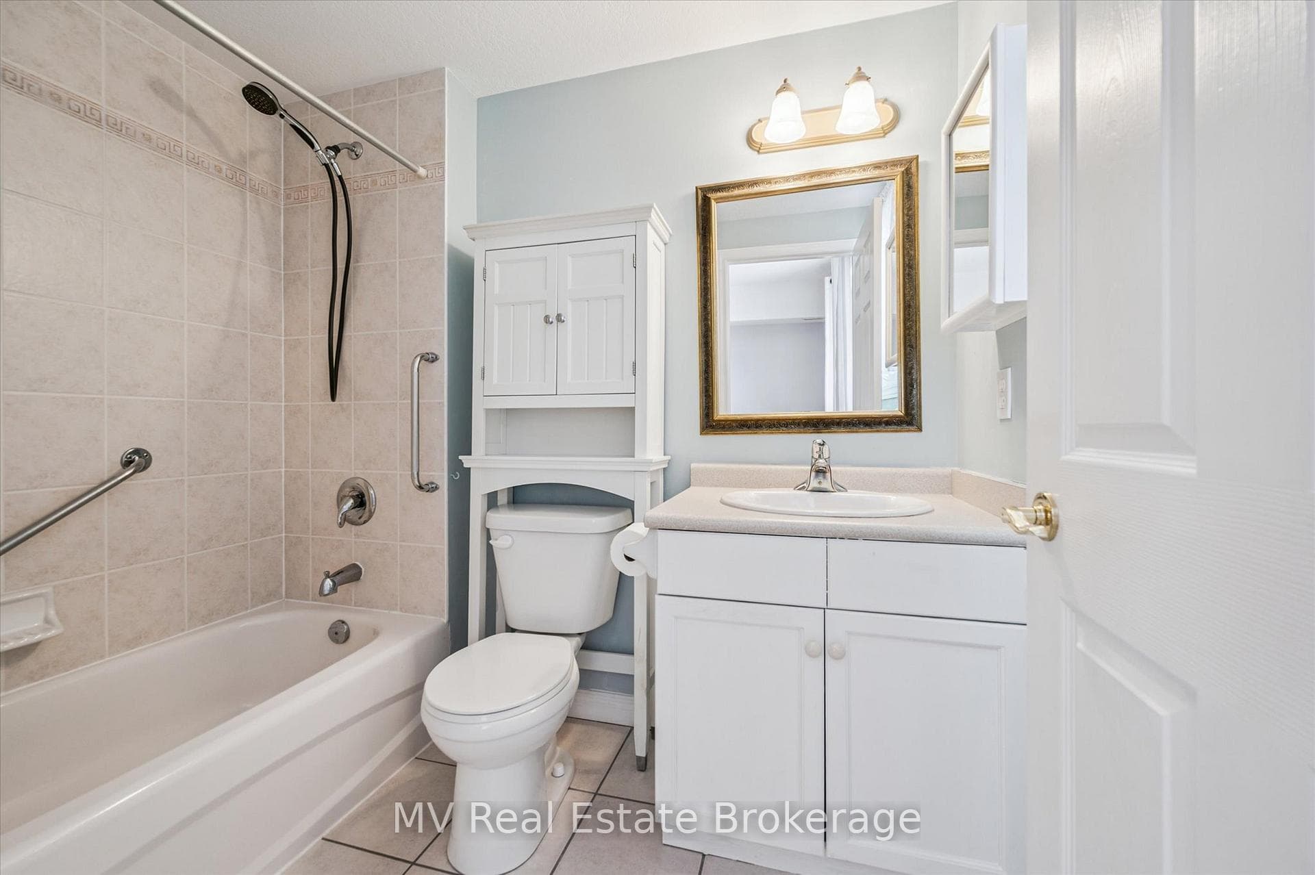 20 Station Square Unit 205 photo 22